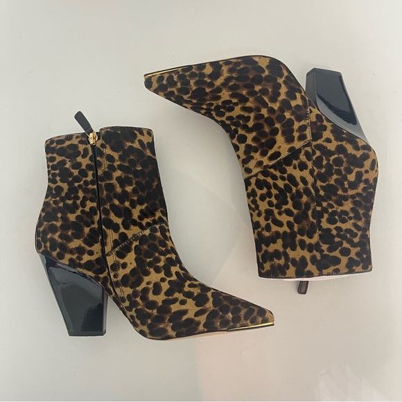 Tory Burch Lila Genuine Leopard Print Calf Hair Pointed Toe Bootie/ New! Reemoly - Picture 8 of 13